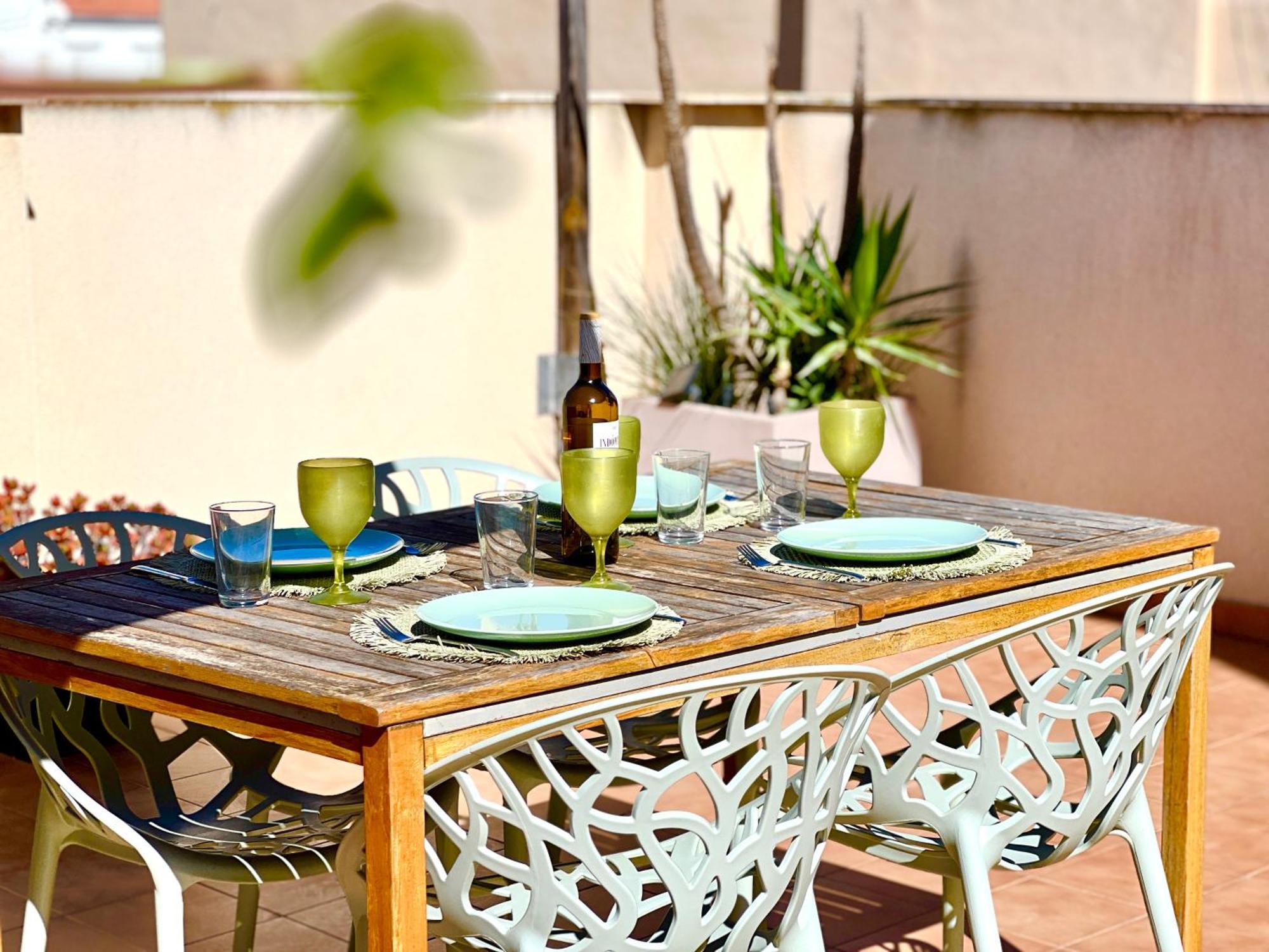 Atico San Crispin Apartment *