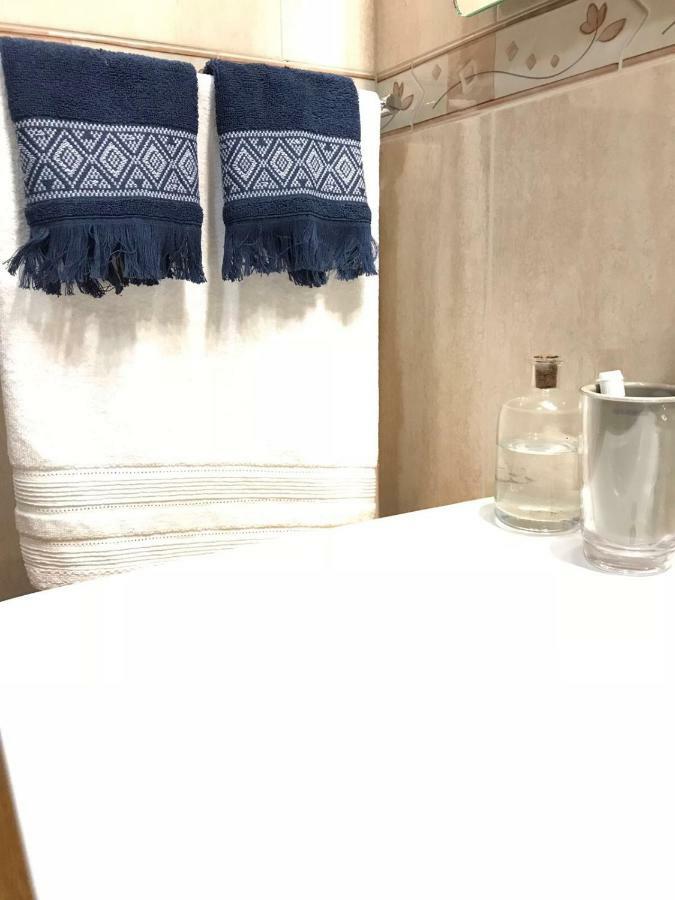 Atico San Crispin Apartment *
